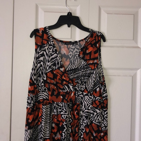 Dress - Picture 2 of 3